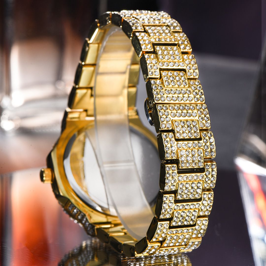 Full Diamond Hip Hop Calendar Luminous Quartz Waterproof Business Men's Gold Watch