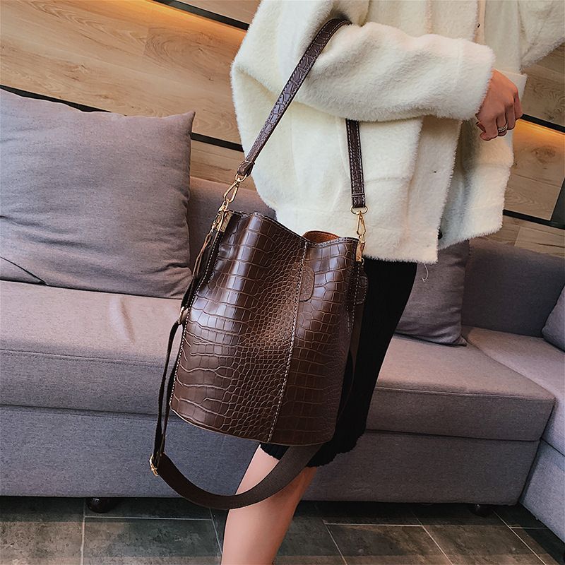 Leather Crossbody Bags Women Bucket Bags Crocodile Pattern Shoulder Messenger Bags Handbags