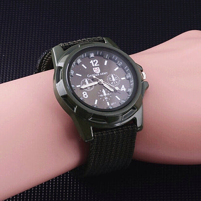 Men's Military Army Watch – Quartz Movement, Nylon Fabric Canvas Strap, Casual and Cool Design for Everyday Wear